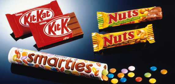 Productos KitKat, Nuts y smarties