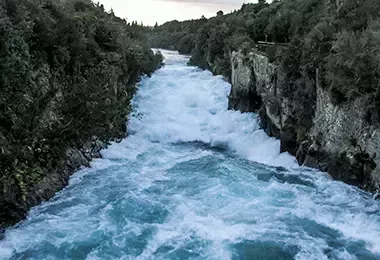 Inundaciones sobre rocas
