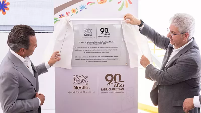 Placa 90 años de fábrica Nestlé Ocotlán