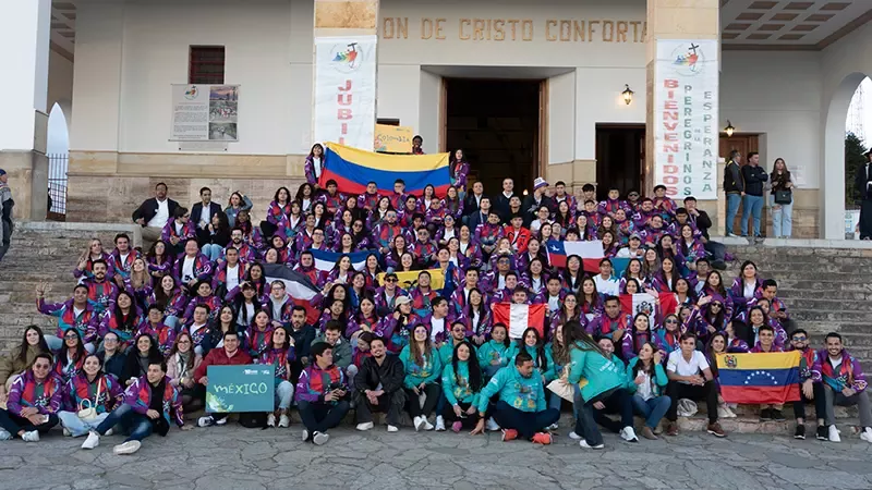 Jóvenes durante el X Encuentro de Jóvenes de la Alianza del Pacífico 2025