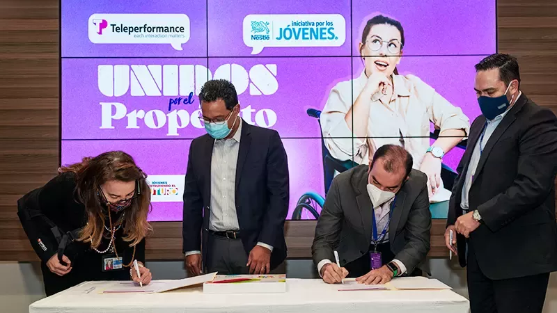 Firma acuerdo Teleperformance