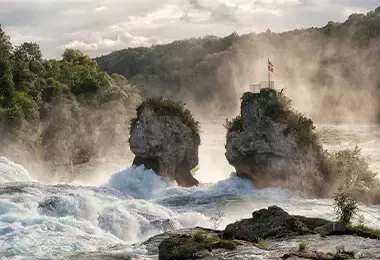 Inundaciones sobre rocas